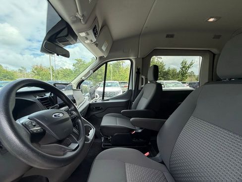 Used 2024 Ford Transit 350 XLT image 19