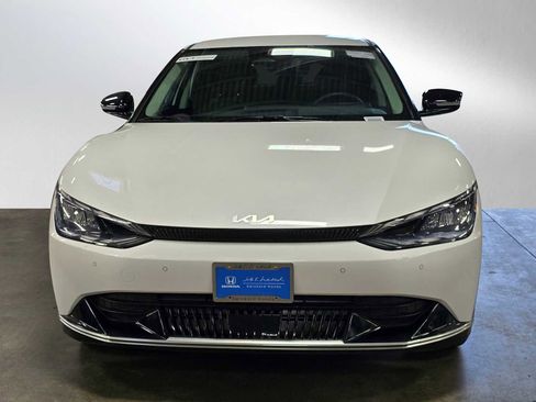 Used 2024 Kia EV6 Wind image 8