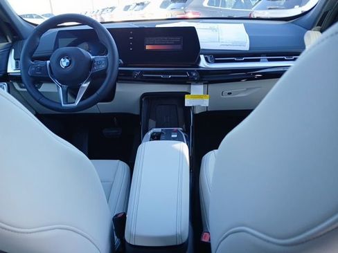 New 2026 BMW X1 xDrive28i image 13