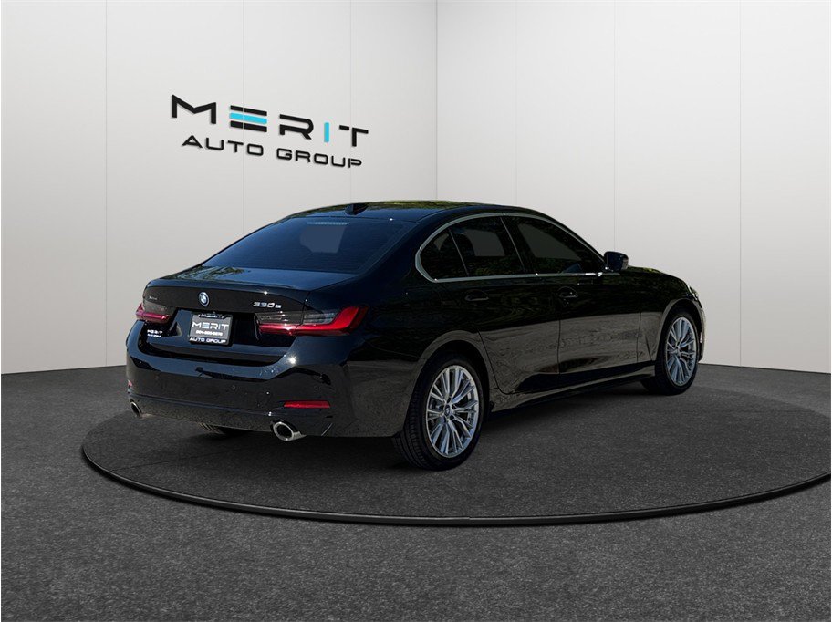 Used 2024 BMW 330e xDrive AWD/4WD image 9