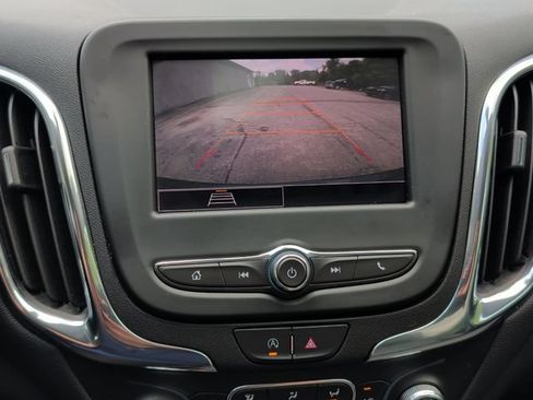 Used 2024 Chevrolet Equinox LT FWD image 17