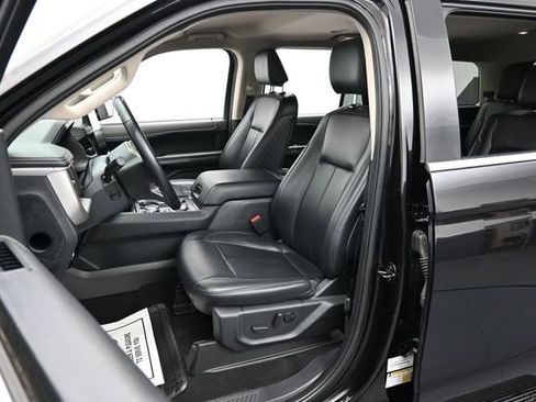Used 2024 Ford Expedition XLT AWD/4WD image 11