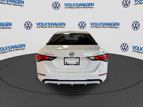 Used 2022 Nissan Sentra SV FWD image 13