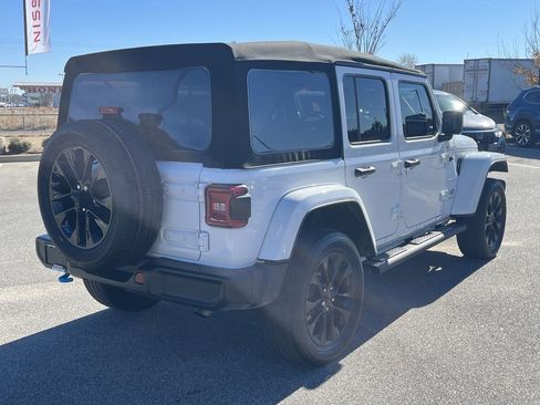 Used 2023 Jeep Wrangler Sahara image 4