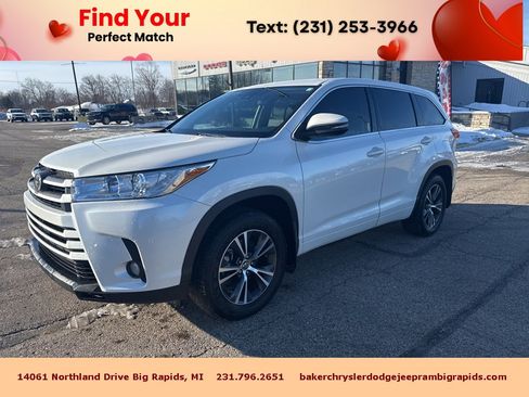 Used 2018 Toyota Highlander Plus image 1