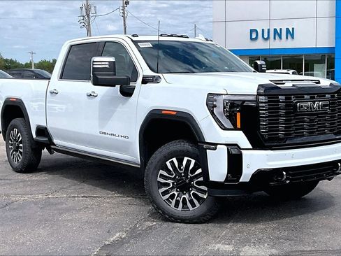 New 2026 GMC Sierra 2500 Denali Ultimate AWD/4WD image 2