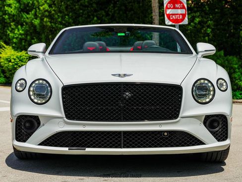Used 2020 Bentley Continental GT V8 First Edition image 13
