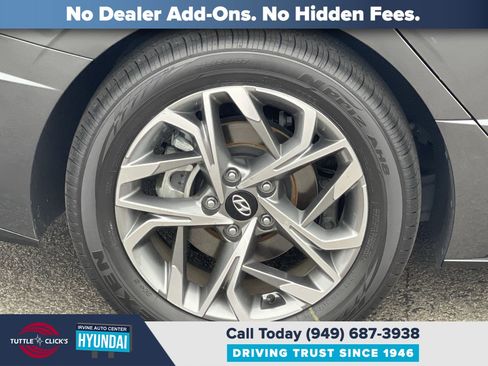 Certified 2022 Hyundai Sonata SEL w/ Convenience Package FWD image 11
