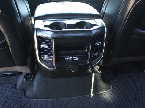 Used 2023 RAM 1500 Laramie AWD/4WD image 12