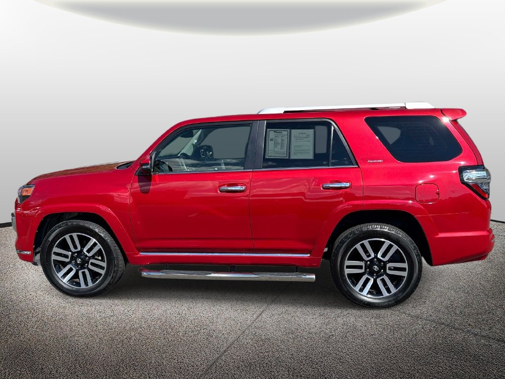 Used 2022 Toyota 4Runner Limited AWD/4WD image 9