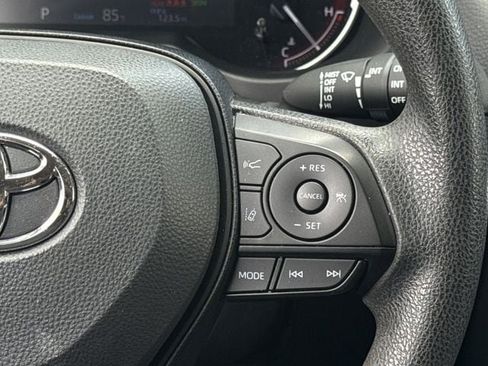 Used 2023 Toyota RAV4 XLE w/ Convenience Package FWD image 15