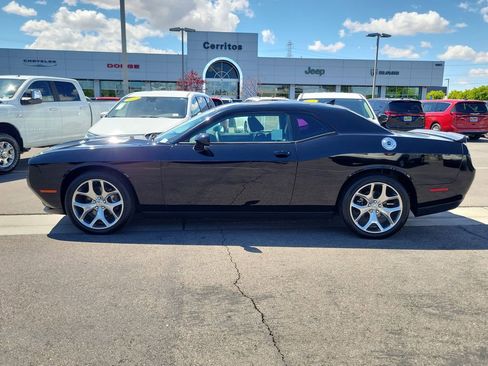Used 2015 Dodge Challenger SXT Plus RWD image 28