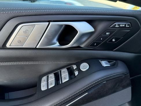 Used 2019 BMW X7 xDrive40i w/ Premium Package image 41