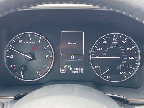 Certified 2025 Subaru Outback Limited image 9