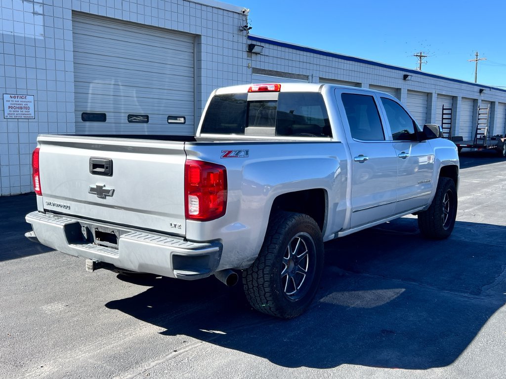 Used 2017 Chevrolet Silverado 1500 LTZ Z71 AWD/4WD image 4