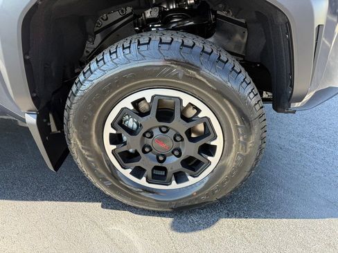 New 2026 Toyota Tacoma TRD Off-Road AWD/4WD image 8