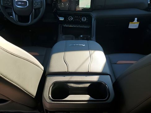 New 2025 GMC Sierra 2500 AT4 w/ AT4 Premium Plus Package image 21