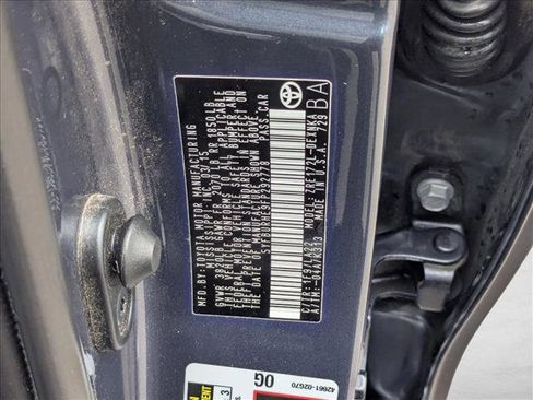 Used 2015 Toyota Corolla LE Premium image 24