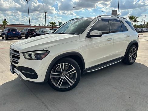 Used 2022 Mercedes-Benz GLE 450 GLE 450 w/ Premium Package image 3