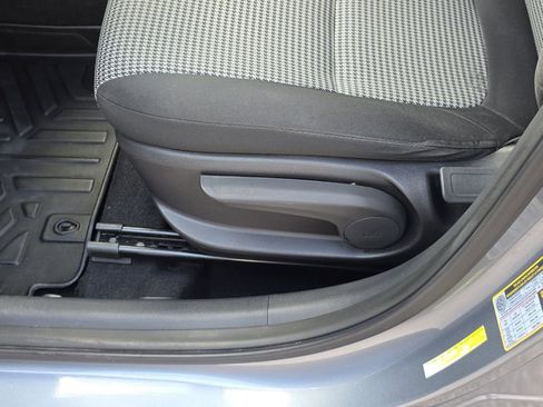 Used 2019 Hyundai Kona SE FWD image 17