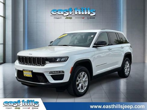 Certified 2023 Jeep Grand Cherokee Limited AWD/4WD image 7