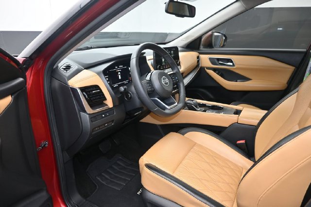 Used 2021 Nissan Rogue Platinum FWD image 7