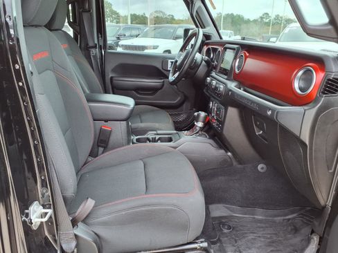 Used 2022 Jeep Wrangler Unlimited Rubicon w/ Steel Bumper Group image 20