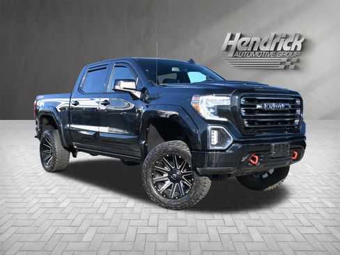 Used 2022 GMC Sierra 1500 AT4 w/ AT4 Preferred Package image 2
