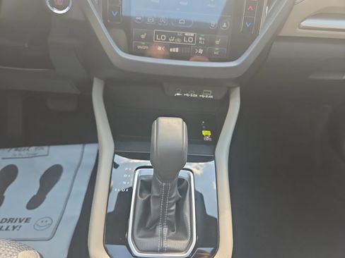 Certified 2025 Subaru Forester Premium AWD/4WD image 11