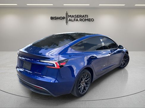 Used 2024 Tesla Model 3 Standard Range RWD image 5