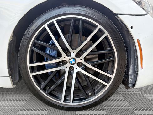 Used 2018 BMW 750i w/ Executive Package RWD image 31