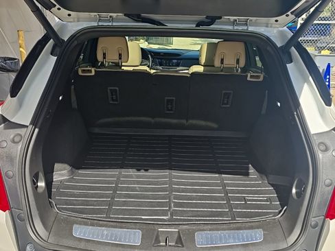 Used 2018 Cadillac XT5 Luxury w/ LPO, Wheel Lock Package image 25