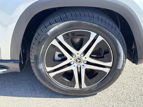 Used 2022 Mercedes-Benz GLS 450 4MATIC image 9