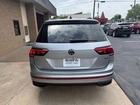 Used 2022 Volkswagen Tiguan SE R-Line AWD/4WD image 7