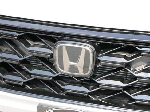 Used 2026 Honda CR-V Sport Touring image 12