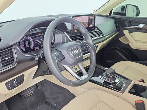 Certified 2023 Audi Q5 2.0T Premium Plus w/ Premium Plus Package AWD/4WD image 13