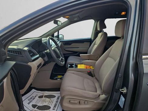 Used 2020 Honda Odyssey EX image 9
