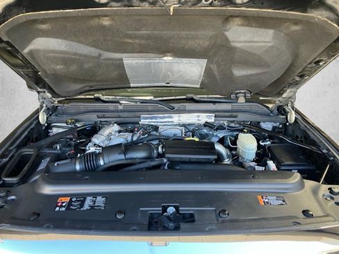 Used 2018 GMC Sierra 2500 Denali w/ Duramax Plus Package AWD/4WD image 22