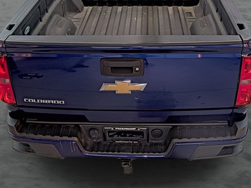 Used 2016 Chevrolet Colorado Z71 image 11