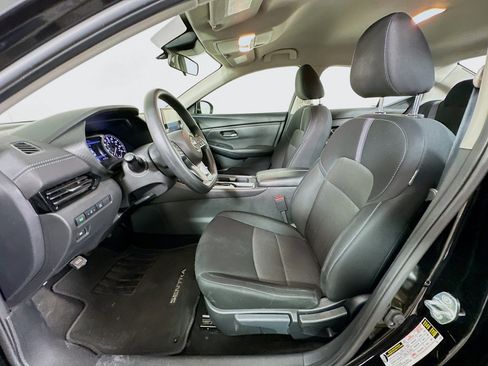 Used 2024 Nissan Sentra SV image 13