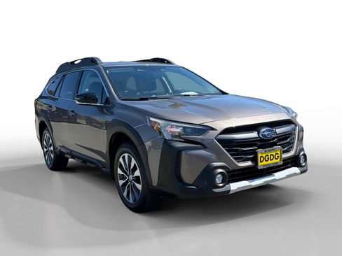 Used 2024 Subaru Outback Limited AWD/4WD image 7