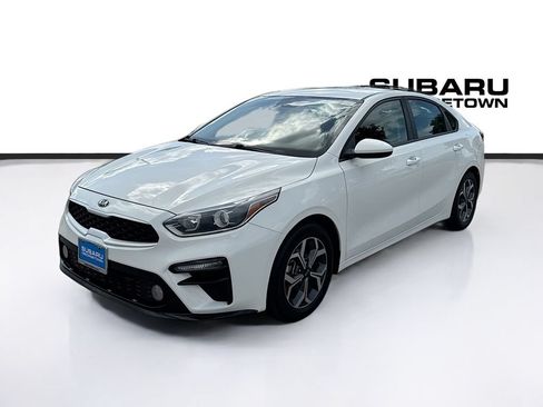 Used 2019 Kia Forte LXS FWD image 3