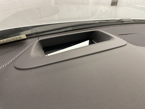 New 2025 Jeep Wagoneer L Series II w/ Convenience Group I image 16