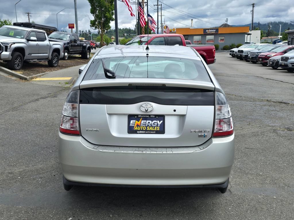 Used 2005 Toyota Prius w/ Pkg 6 FWD image 6