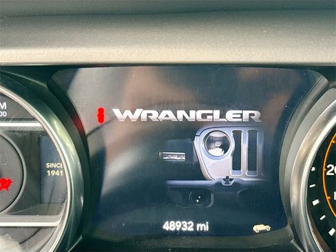 Used 2022 Jeep Wrangler Unlimited Sport S image 13