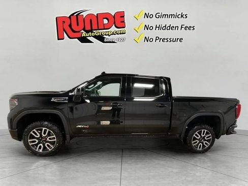 Used 2025 GMC Sierra 1500 AT4 w/ AT4 Preferred Package image 9