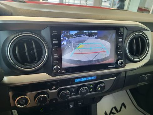 Used 2023 Toyota Tacoma SR5 w/ Technology Package AWD/4WD image 16