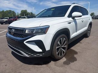 Used 2022 Volkswagen Taos SE w/ IQ.Drive SE Package AWD/4WD video 2