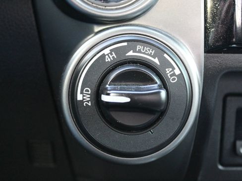 Used 2018 Nissan Titan Platinum Reserve w/ Platinum Utility Package image 20