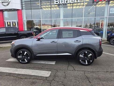 New 2026 Nissan Kicks SR w/ SR Premium Package AWD/4WD image 9